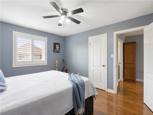 34 Teramo Court, Hamilton, ON - Indoor Photo Showing Bedroom