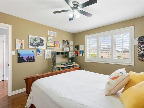 34 Teramo Court, Hamilton, ON - Indoor Photo Showing Bedroom