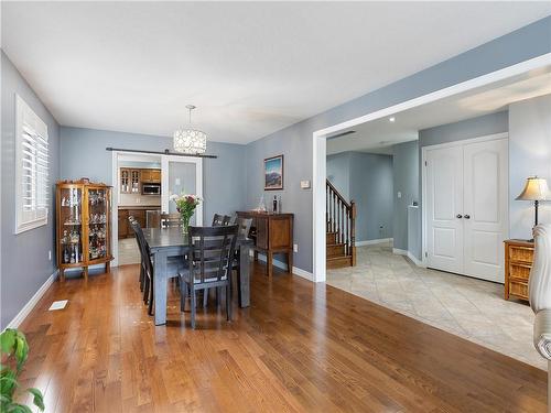 34 Teramo Court, Hamilton, ON - Indoor Photo Showing Dining Room