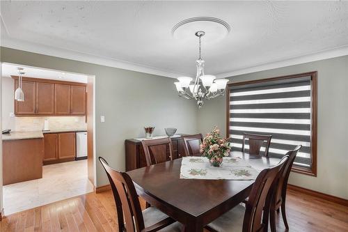 70 Monte Drive, Hamilton, ON - Indoor Photo Showing Dining Room