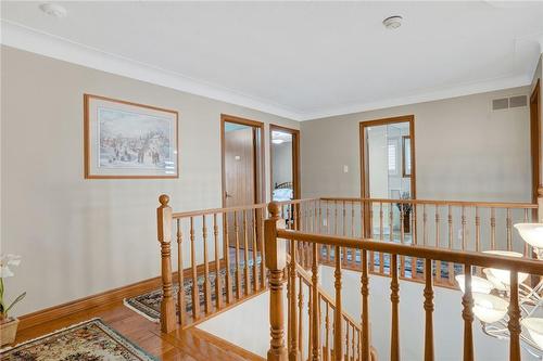 70 Monte Drive, Hamilton, ON - Indoor Photo Showing Other Room