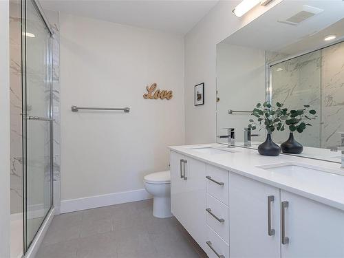 406-1450 Glentana Rd, View Royal, BC - Indoor Photo Showing Bathroom