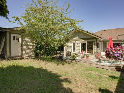 1309 Vining St, Victoria, BC - Outdoor With Deck Patio Veranda