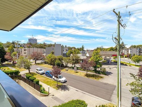 408-1619 Morrison St, Victoria, BC - Outdoor With View