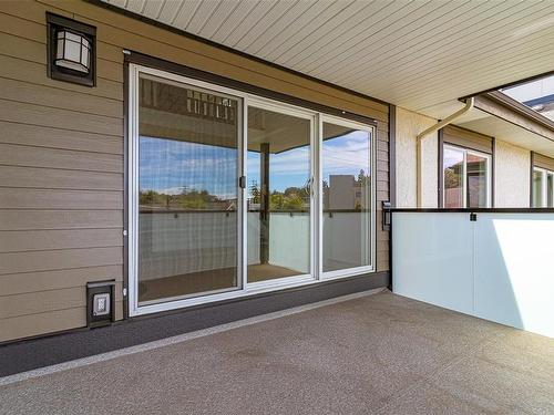 408-1619 Morrison St, Victoria, BC - Outdoor With Deck Patio Veranda With Exterior