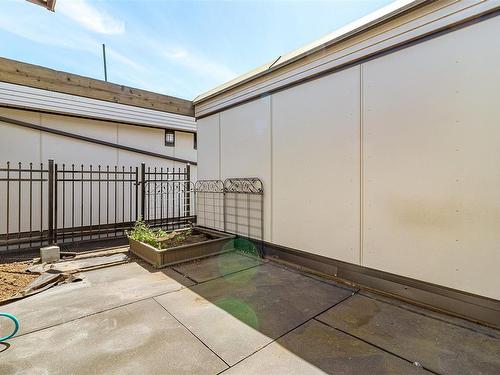 408-1619 Morrison St, Victoria, BC - Outdoor