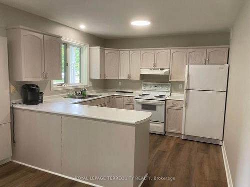 Main-683 Pinewood Dr, Peterborough, ON - Indoor Photo Showing Kitchen With Double Sink