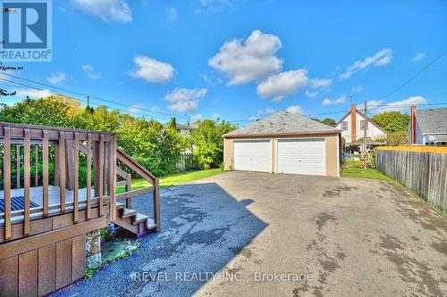 5267 Mcrae Street, Niagara Falls, ON - Outdoor