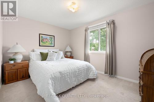 2 Hilton Place, Belleville, ON - Indoor Photo Showing Bedroom