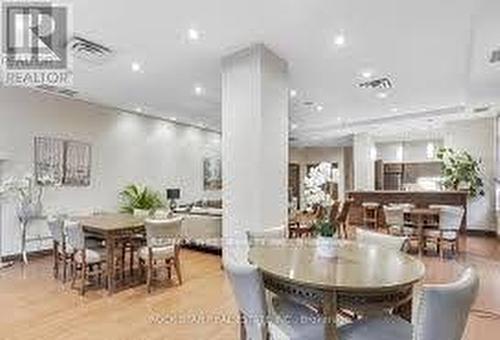 1002 - 225 Merton Street, Toronto, ON - Indoor Photo Showing Dining Room