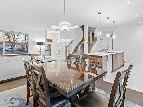 Dining room - 7 Rue Mercier, Dollard-Des-Ormeaux, QC - Indoor Photo Showing Dining Room