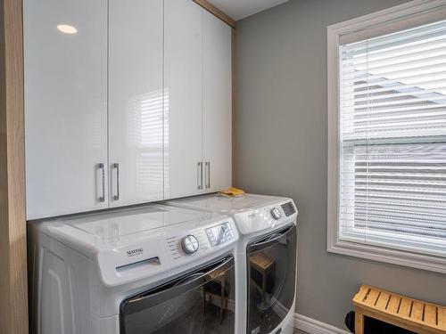 Laundry room - 641 162E Rue, Saint-Georges, QC - Indoor Photo Showing Laundry Room