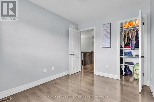 140 Oak Park Drive, Waterloo, ON - Indoor Photo Showing Other Room