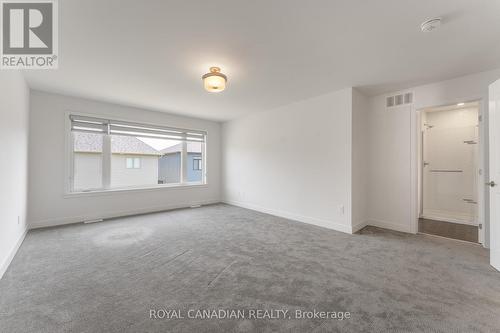 92 Big Dipper Street, Ottawa (Gloucester), ON - Indoor Photo Showing Other Room