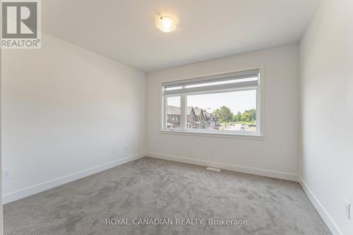 92 Big Dipper Street, Ottawa (Gloucester), ON - Indoor Photo Showing Other Room