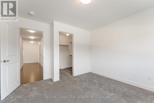 92 Big Dipper Street, Ottawa (Gloucester), ON - Indoor Photo Showing Other Room