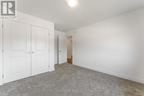 92 Big Dipper Street, Ottawa (Gloucester), ON - Indoor Photo Showing Other Room