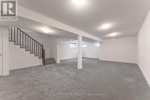 92 Big Dipper Street, Ottawa, ON - Indoor Photo Showing Other Room