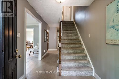 31 Bridlewood Drive, Hamilton, ON - Indoor Photo Showing Other Room