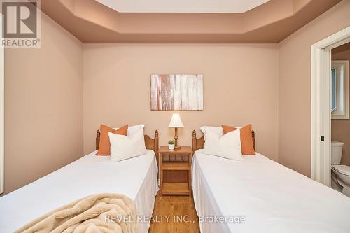 724 Quaker Road, Pelham, ON - Indoor Photo Showing Bedroom