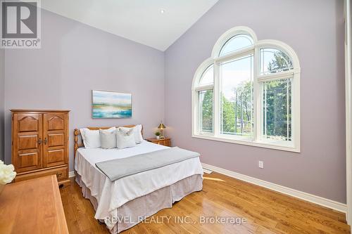 724 Quaker Road, Pelham, ON - Indoor Photo Showing Bedroom