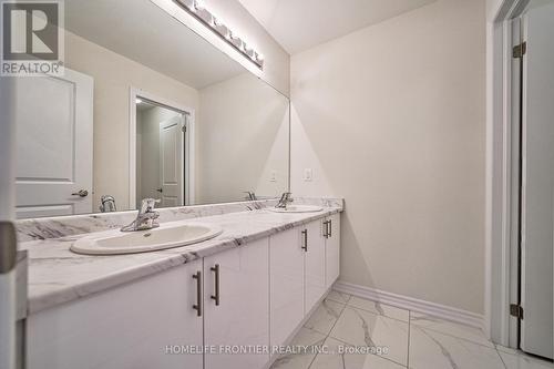 23 Rochester Drive, Barrie, ON - Indoor Photo Showing Bathroom