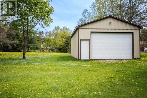 1417 Gill Road, Springwater (Midhurst), ON - Outdoor