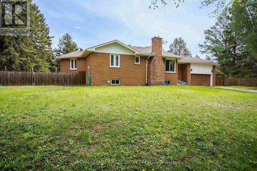 1417 Gill Road, Springwater (Midhurst), ON - Outdoor