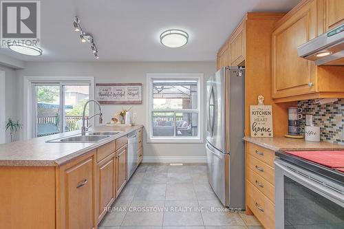 52 Taylor Drive, Barrie, ON - Indoor Photo Showing Kitchen With Double Sink