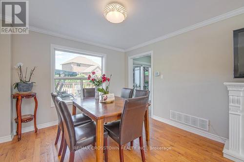 52 Taylor Drive, Barrie, ON - Indoor Photo Showing Dining Room