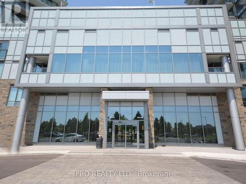 404 - 4655 Metcalfe Avenue, Mississauga, ON - Outdoor