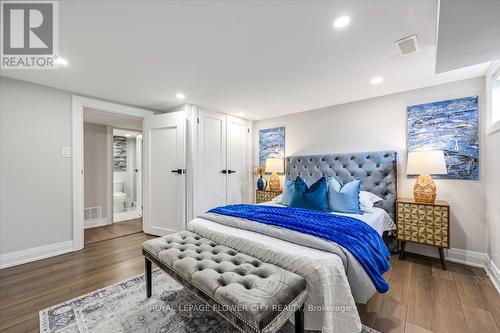 202 Tecumseh Crescent, Oakville, ON - Indoor Photo Showing Bedroom