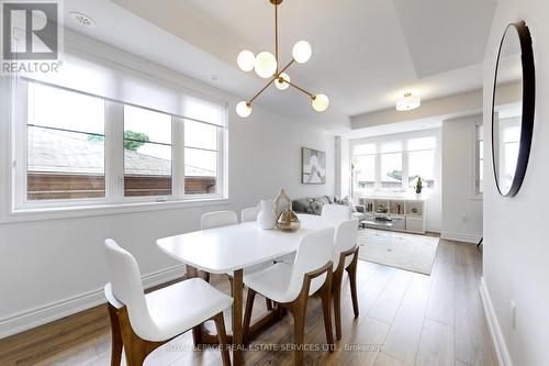 221 - 370 Hopewell Avenue, Toronto, ON - Indoor Photo Showing Dining Room