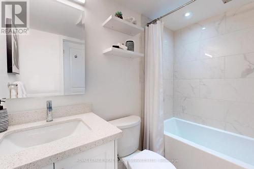 221 - 370 Hopewell Avenue, Toronto, ON - Indoor Photo Showing Bathroom