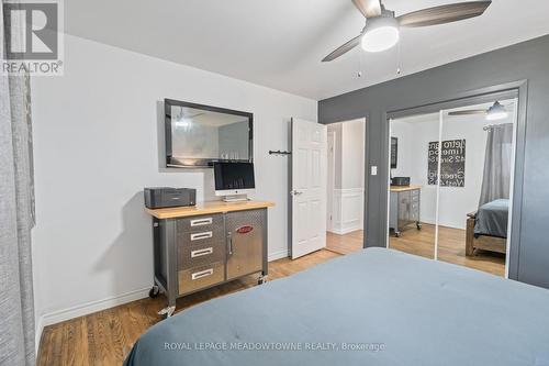 12634 22 Sideroad, Halton Hills, ON - Indoor Photo Showing Bedroom