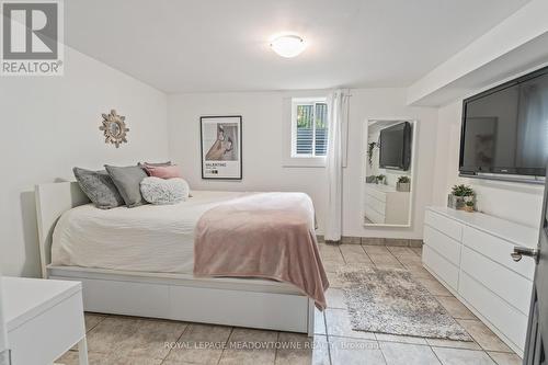 12634 22 Sideroad, Halton Hills, ON - Indoor Photo Showing Bedroom