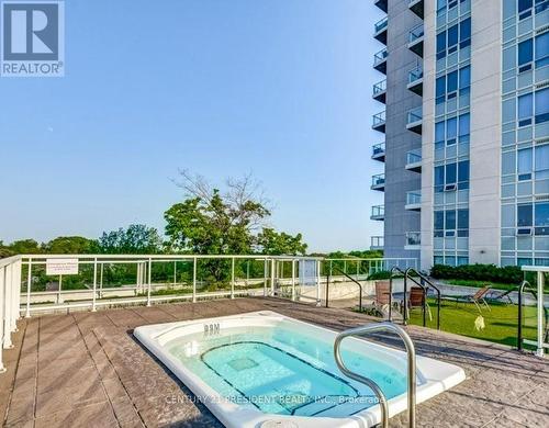 1101 - 3865 Lake Shore Boulevard W, Toronto, ON - Outdoor With In Ground Pool