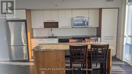 2510 - 5 Valhalla Inn Road, Toronto, ON - Indoor Photo Showing Kitchen