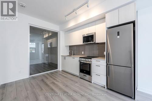 224 - 1787 St Clair Avenue W, Toronto, ON - Indoor Photo Showing Kitchen