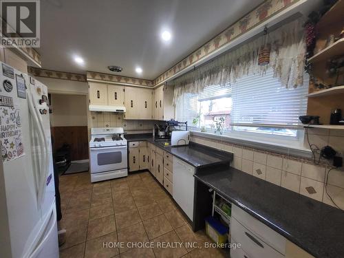 46 Sancrest Drive, Toronto, ON - Indoor Photo Showing Kitchen