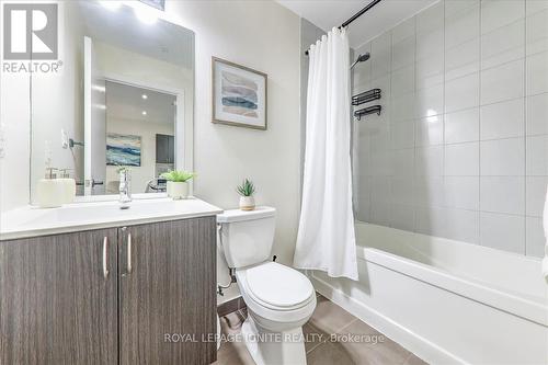 111 - 3560 St. Clair Avenue E, Toronto, ON - Indoor Photo Showing Bathroom