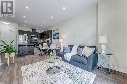 111 - 3560 St. Clair Avenue E, Toronto, ON - Indoor Photo Showing Living Room