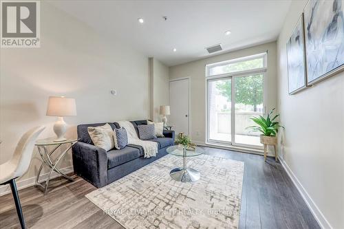 111 - 3560 St. Clair Avenue E, Toronto, ON - Indoor Photo Showing Living Room