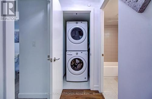 214 - 1346 Danforth Road, Toronto, ON - Indoor Photo Showing Laundry Room