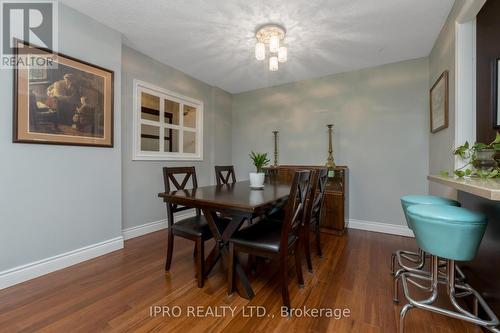 219 - 50 Mississauga Valley Boulevard, Mississauga, ON - Indoor Photo Showing Dining Room