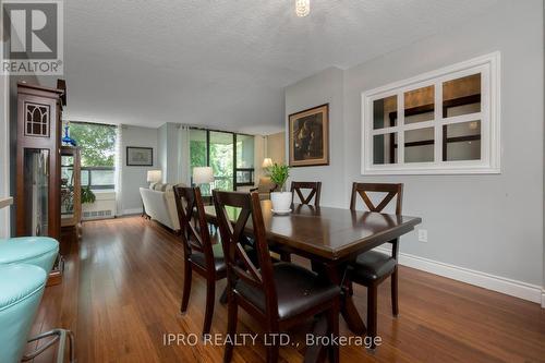 219 - 50 Mississauga Valley Boulevard, Mississauga, ON - Indoor Photo Showing Dining Room