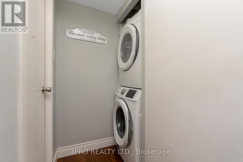 219 - 50 Mississauga Valley Boulevard, Mississauga, ON - Indoor Photo Showing Laundry Room