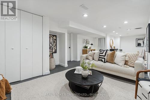 182 Waverley Road, Toronto, ON - Indoor Photo Showing Living Room