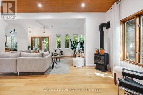 182 Waverley Road, Toronto, ON - Indoor Photo Showing Living Room With Fireplace