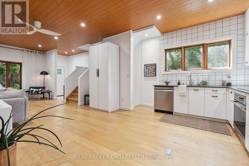 182 Waverley Road, Toronto, ON - Indoor Photo Showing Kitchen